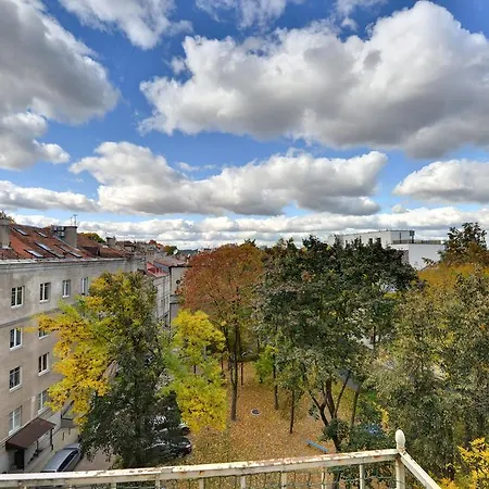 Airy Town Center 2 Bedroom