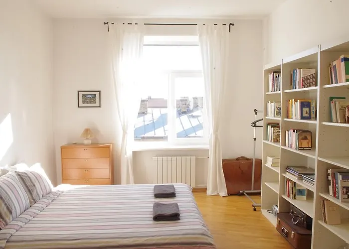 Airy Town Center 2 Bedroom Διαμέρισμα