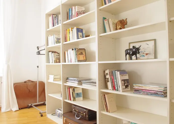 Airy Town Center 2 Bedroom *